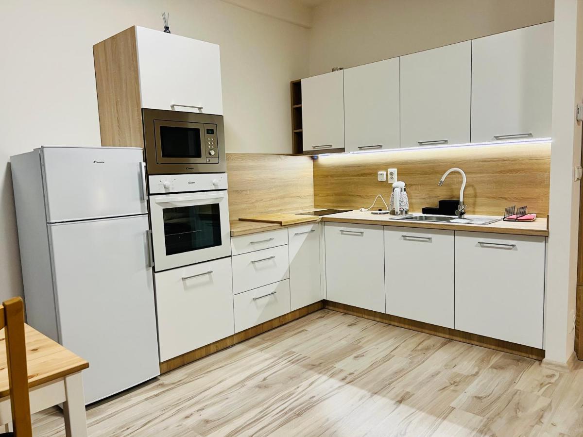 Apartman Liptov Np9 Liptovský Mikuláš エクステリア 写真